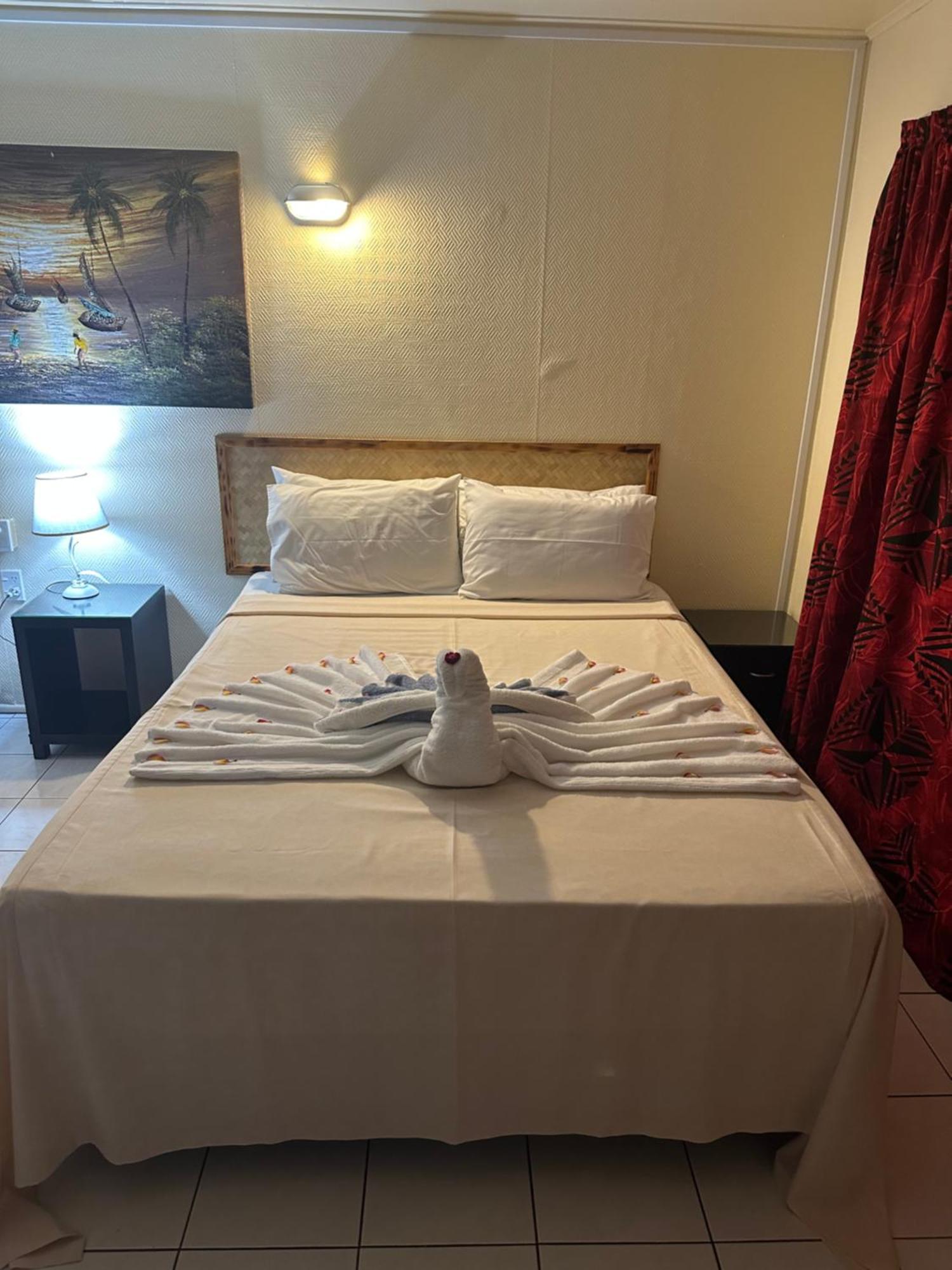 Kiikii Inn & Suites ราโรทองกา ภายนอก รูปภาพ