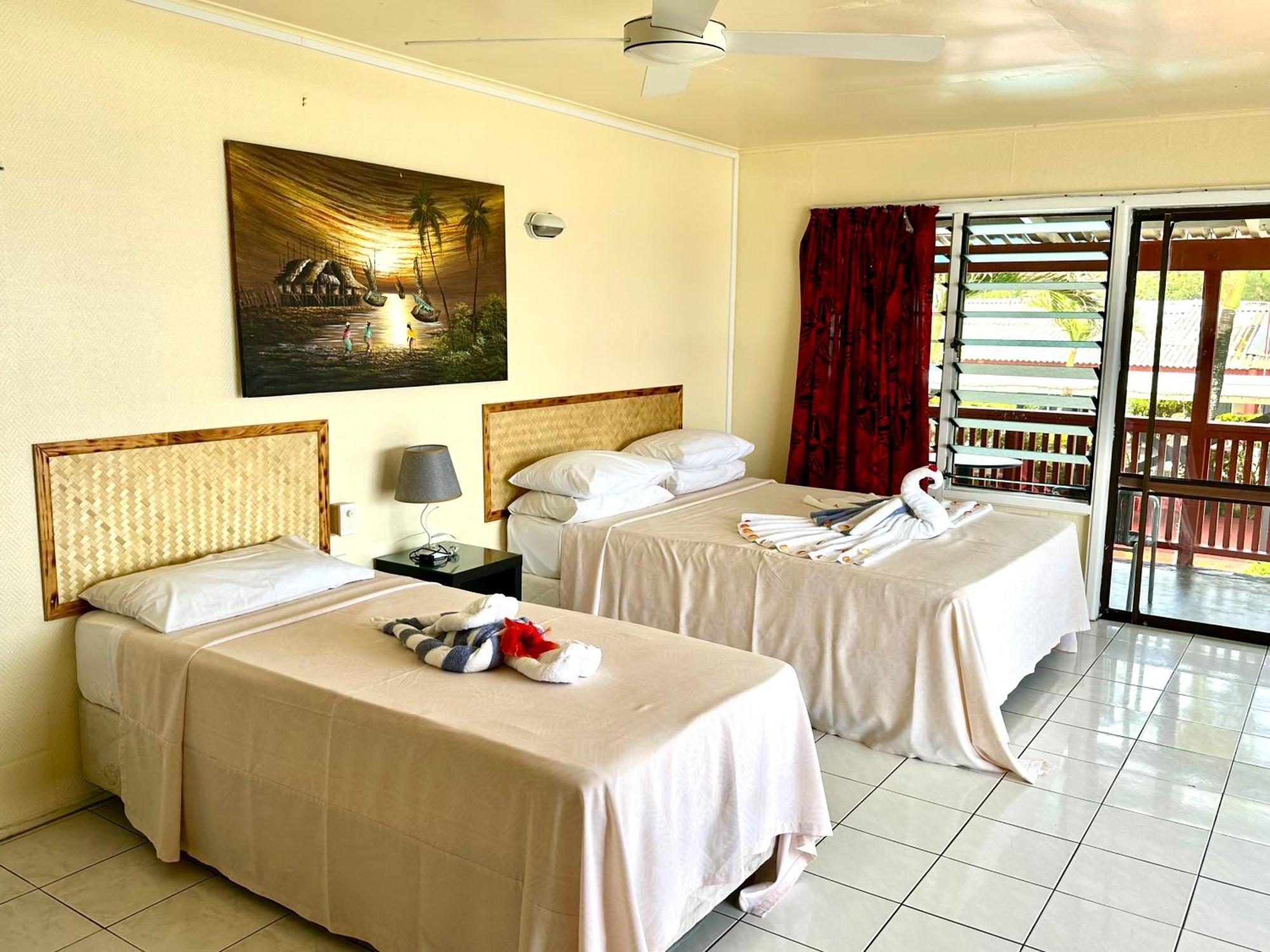 Kiikii Inn & Suites ราโรทองกา ภายนอก รูปภาพ