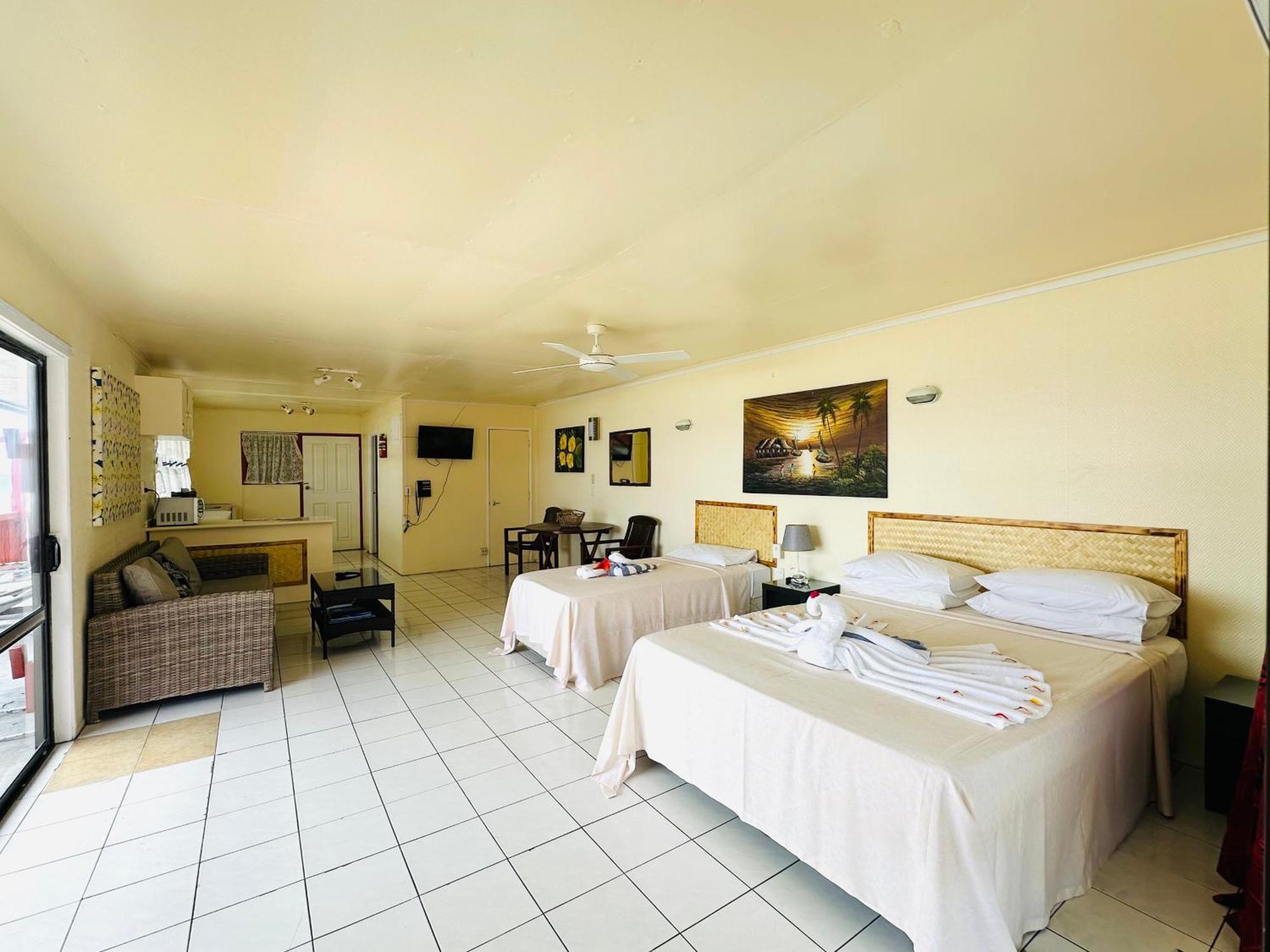 Kiikii Inn & Suites ราโรทองกา ภายนอก รูปภาพ