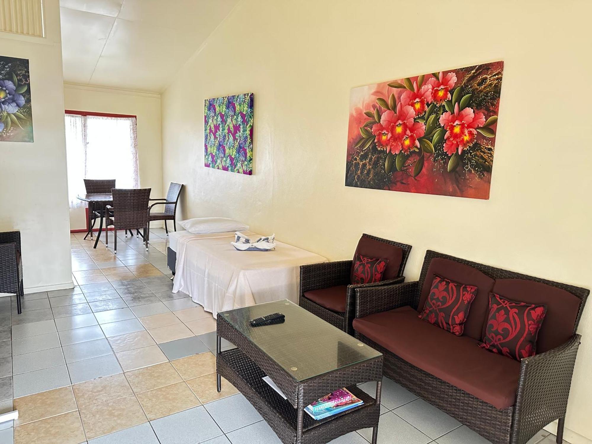 Kiikii Inn & Suites ราโรทองกา ภายนอก รูปภาพ